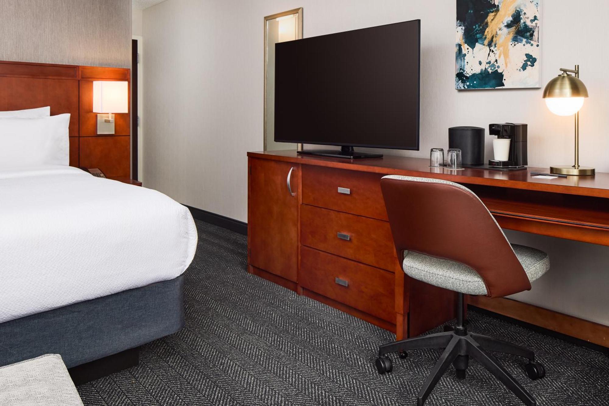 Courtyard By Marriott Форт Коллинс Экстерьер фото
