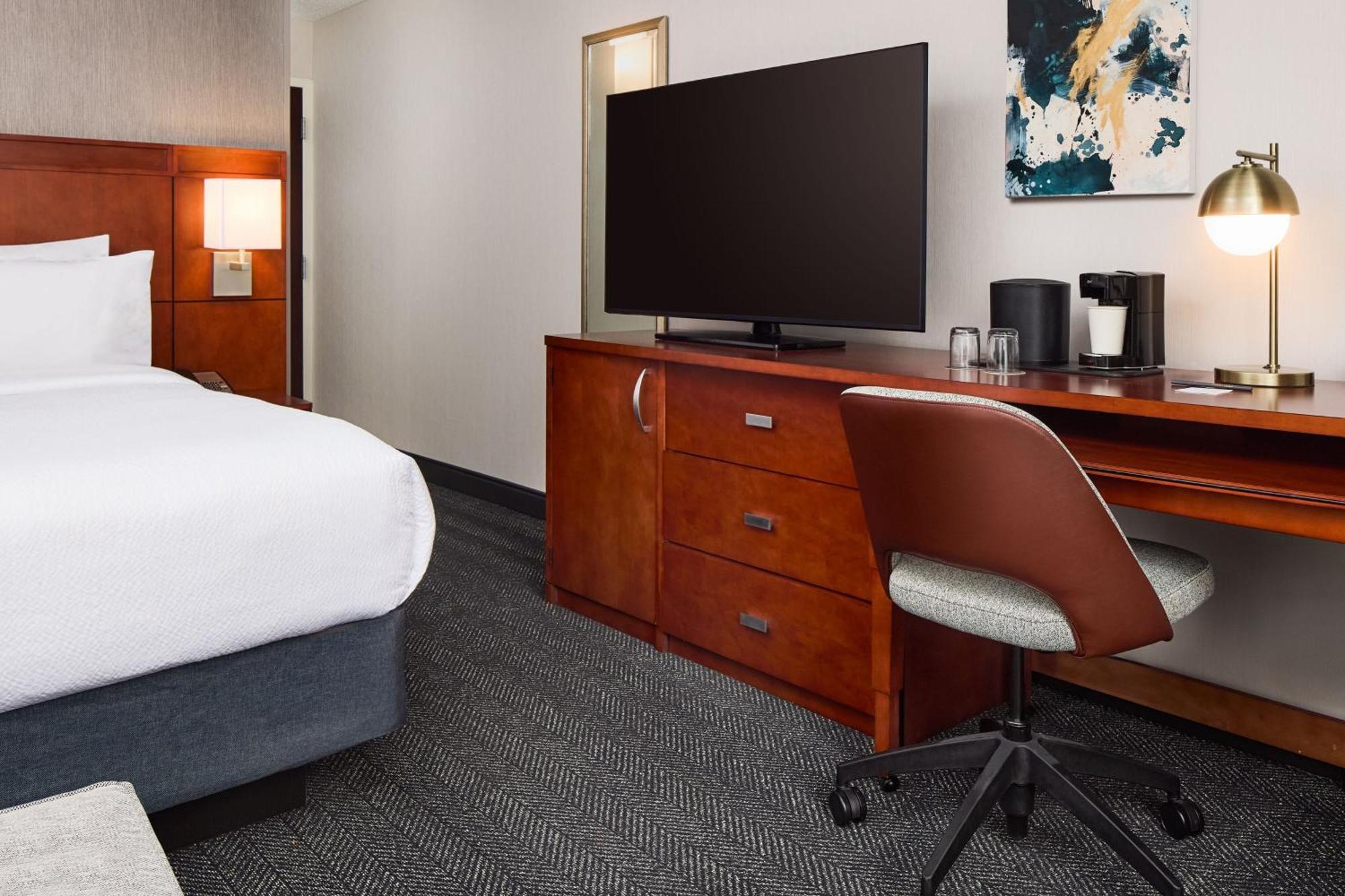 Courtyard By Marriott Форт Коллинс Экстерьер фото