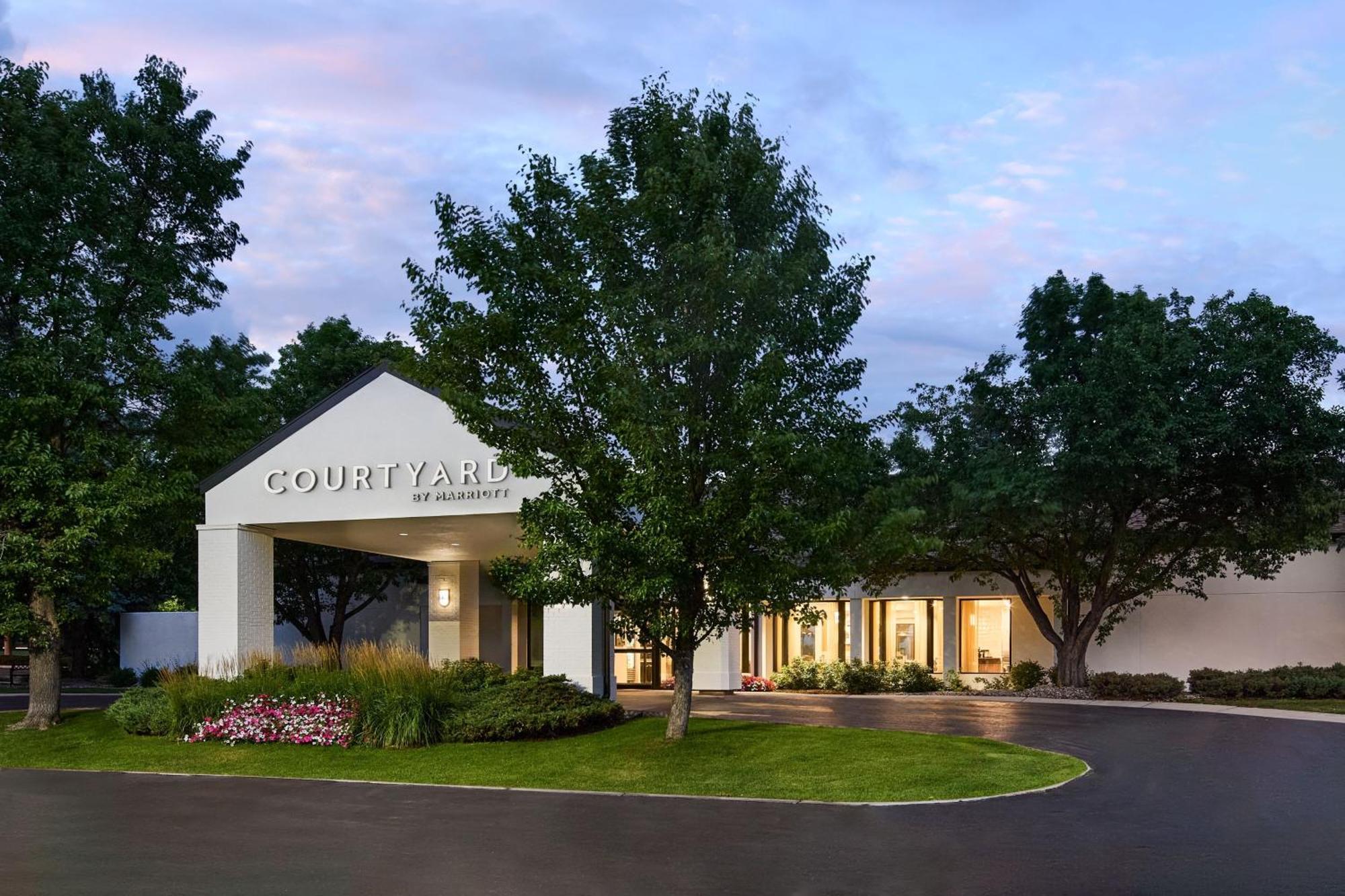 Courtyard By Marriott Форт Коллинс Экстерьер фото